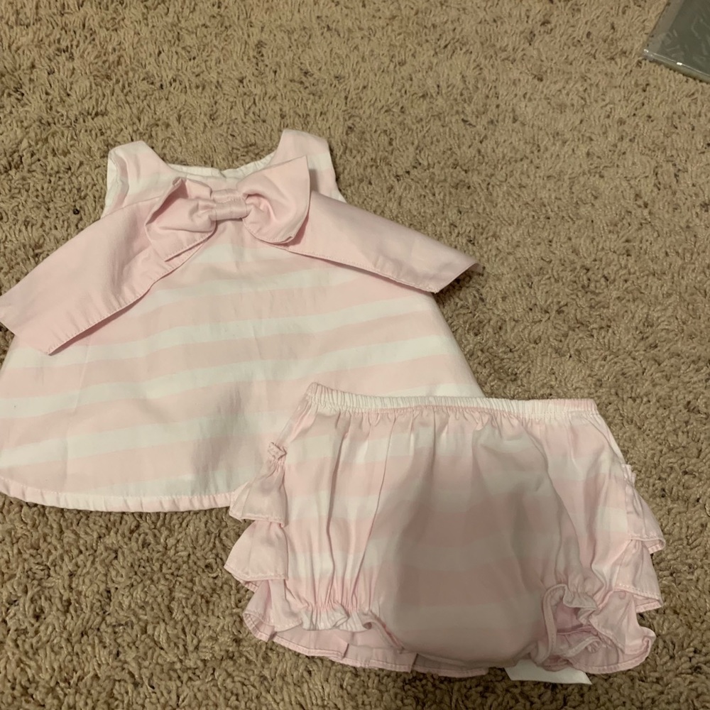 EUC 3-6 months Ruffle Butts top and diaper cover